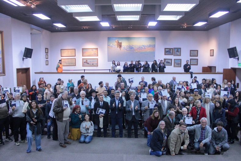 Entre lágrimas y música, Mendoza homenajeó a sus Padres Destacados 2026.