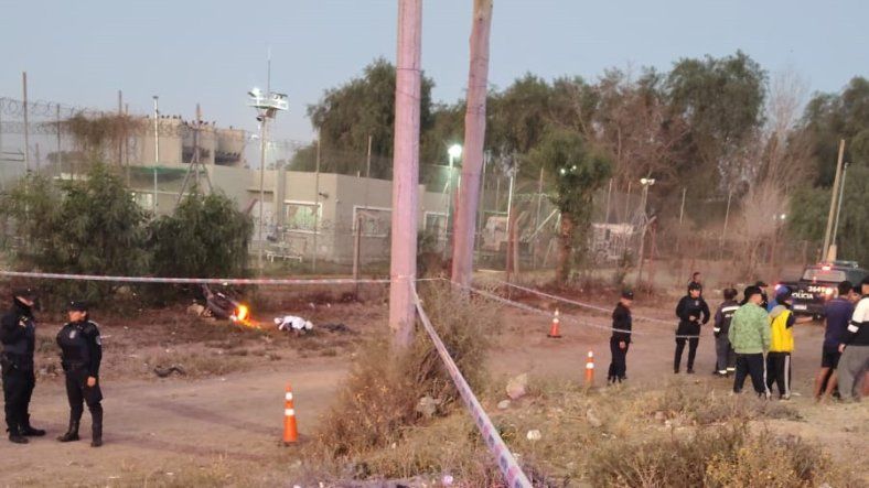 Trágico accidente en Las Heras: un joven murió tras perder el control de su moto