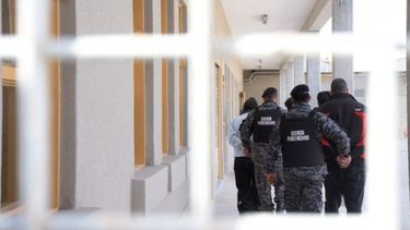 La defensa insistió además en que las entrevistas judiciales se desarrollen sin custodia penitenciaria presente La defensa insistió además en que las entrevistas judiciales se desarrollen sin custodia penitenciaria presente