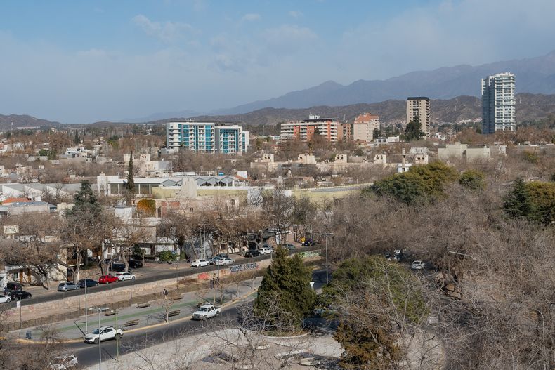 El viento Zonda se presentar&aacute; en los pr&oacute;ximos d&iacute;as en el llano y hay preocupaci&oacute;n por la potencia de las r&aacute;fagas.