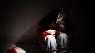 El sospechoso está acusado de producir material de abuso sexual y almacenarlo en su vivienda