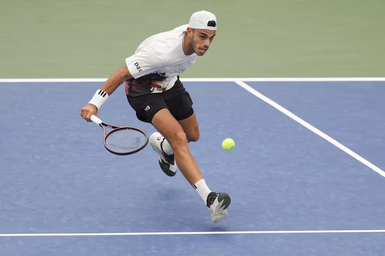 Francisco Cerúndolo no pudo ante Bergs y se despidió en la tercera ronda del Masters 1000 chino. &nbsp;