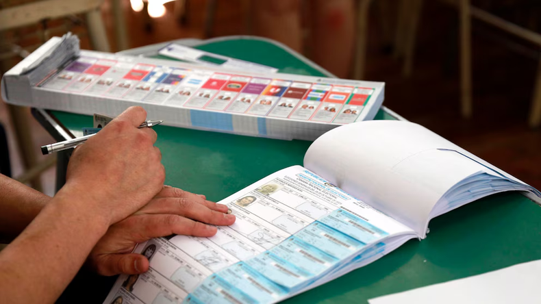 Este domingo 26 de octubre, las elecciones legislativas 2025 en Argentina definen cómo será la nueva composición del Congreso de la Nación Este domingo 26 de octubre, las elecciones legislativas 2025 en Argentina definen cómo será la nueva composición del Congreso de la Nación