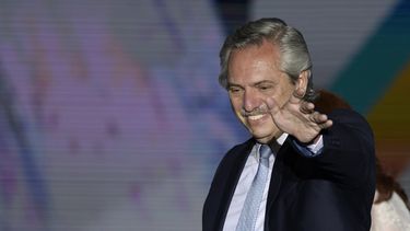 El Gobierno inyecta 100.000 millones de pesos para reactivar el consumo