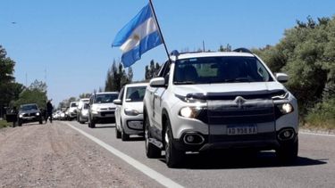 Caravana de más de 5 kilómetros (Foto Candela Altamirano).