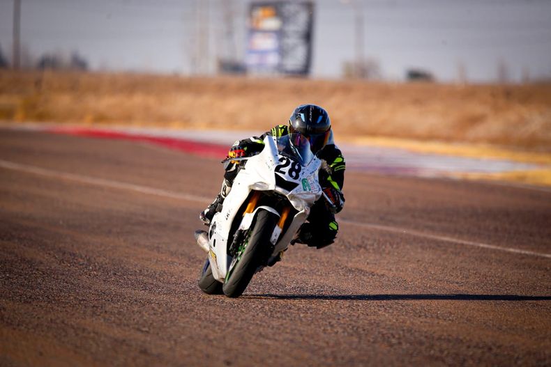 Mariano Villalobos busca encontrar una regularidad.