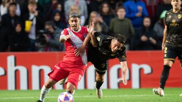platense supero a argentinos en el clasico de la fecha