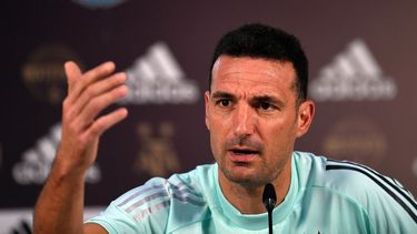 Lionel Scaloni se mostró preocupado.