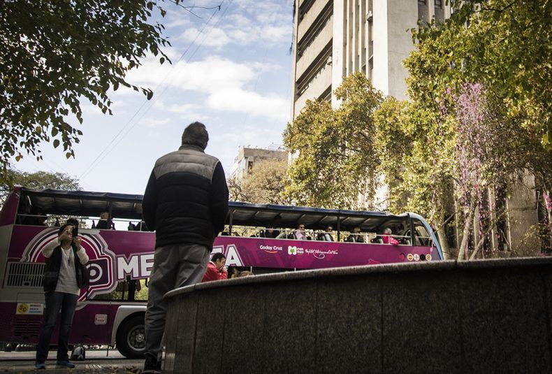 feriado puente, microcentro, centro, ciudad de mendoza, comercios cerrados, turistas, fin de semana largo