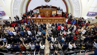 El Parlamento aprobó en primer debate la ley de amnistía para presos políticos. El proceso sigue. El Parlamento aprobó en primer debate la ley de amnistía para presos políticos. El proceso sigue.