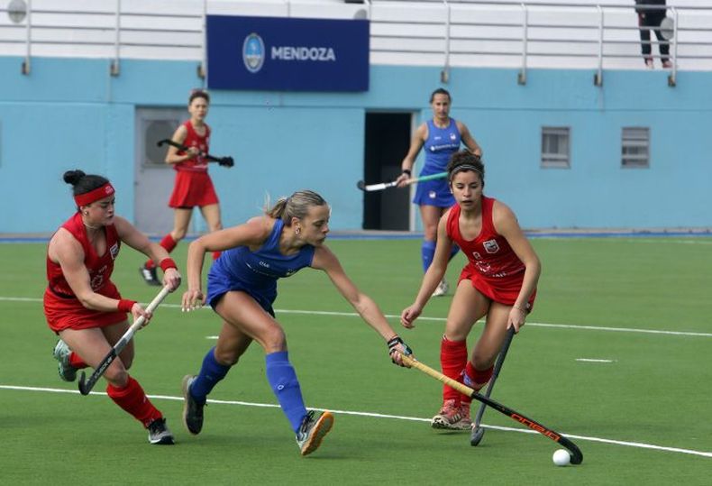 El Campeonato Argentino de Selecciones Mayores ya se puso en marcha en Mendoza.