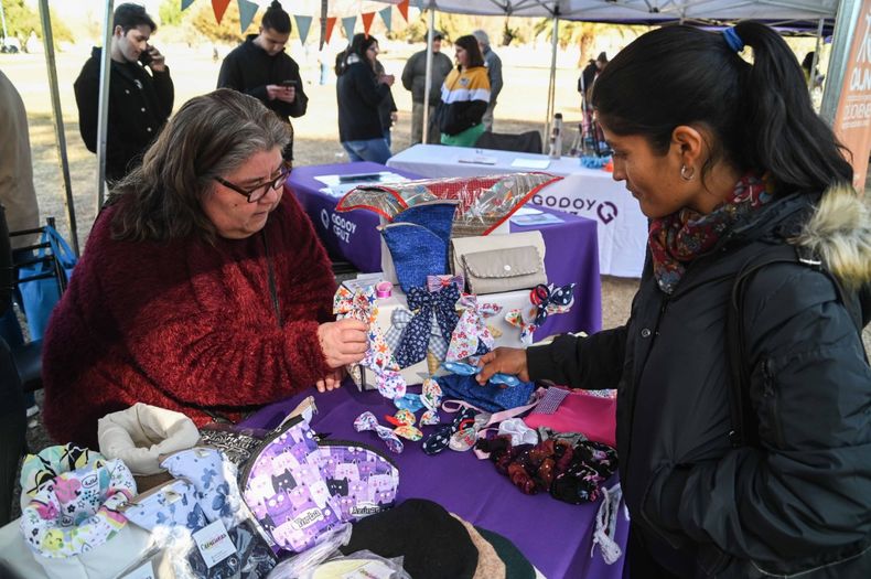 Llegan los talleres socioproductivos que brinda la municipalidad de Godoy Cruz.