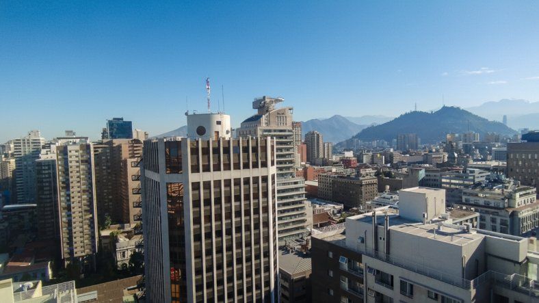 En Santiago de Chile aseguran que se nota una moderada desaceleración del turismo de compras argentino