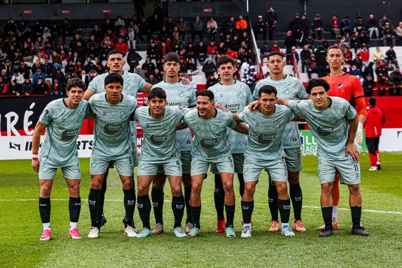 Deportivo Maipú buscará volver al triunfo ante Temperley en el estadio Omar Higinio Sperdutti.