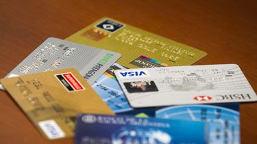 Comercios pagan $13.200 millones al año por vender con tarjetas