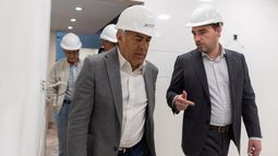 Alfredo Cornejo inauguró un nuevo servicio de trasplantes en el Hospital Humberto Notti.