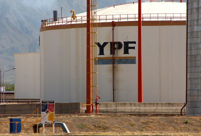 destilería Luján  YPF