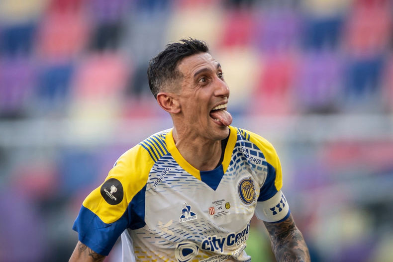 Con un doblete de Ángel Di María, la Supercopa Internacional fue para Rosario Central
