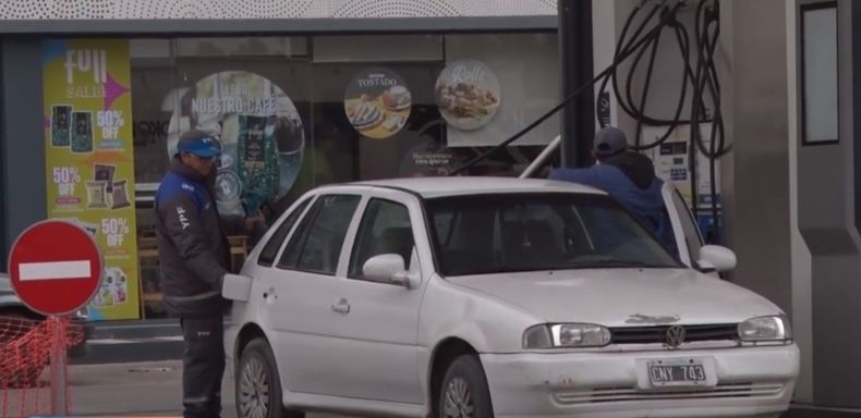 Escasez de combustible en las estaciones de servicio de General Alvear.