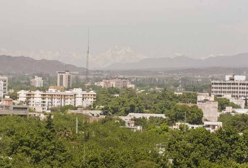 Se espera el viento Zonda en Mendoza.