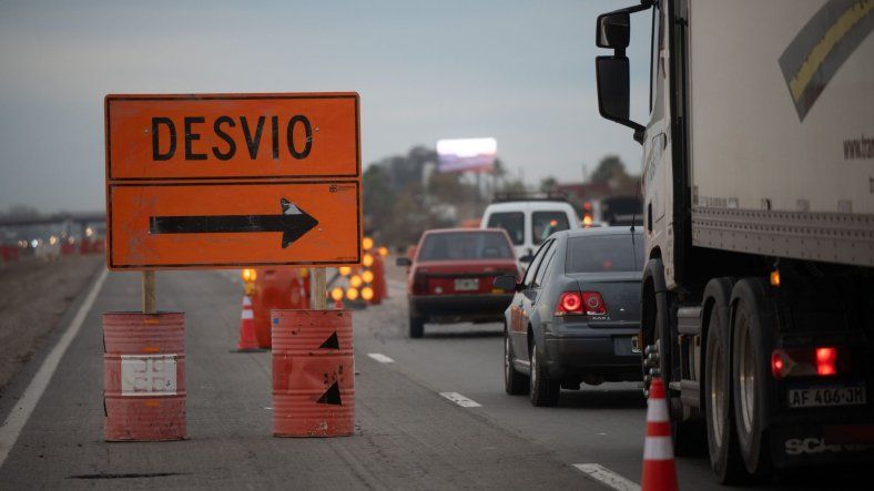 Desvío en el Acceso Este.