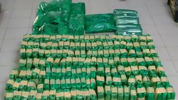 Se puso nerviosa en un control policial y le encontraron 43 kilos de hojas de coca