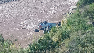 En el automóvil viajaban cuatro personas, y como consecuencia del siniestro, una de ellas sufrió lesiones de gravedad En el automóvil viajaban cuatro personas, y como consecuencia del siniestro, una de ellas sufrió lesiones de gravedad