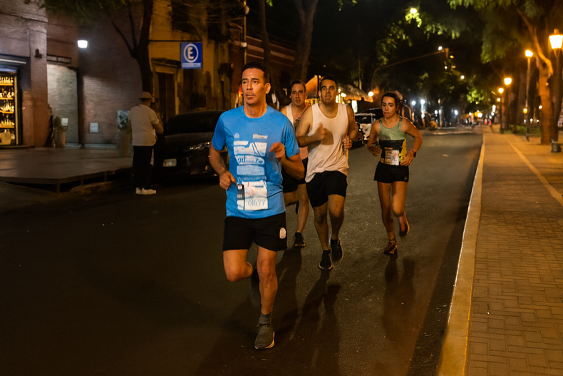 Corredores y corredoras la rompieron en la Maratón.