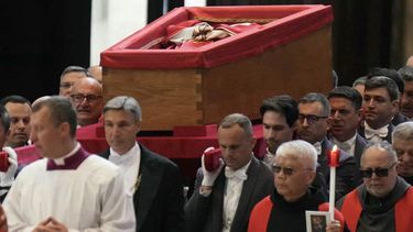 El último adiós a Francisco: los rituales que marcarán su despedida y quién los presidirá