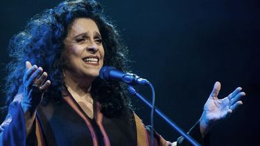 Murió Gal Costa, referente ineludible de la Música Popular Brasileña.