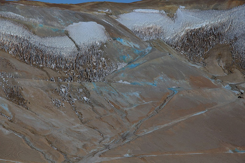 Minería en Argentina: Luces de alerta por el RIGI y un viejo tratado