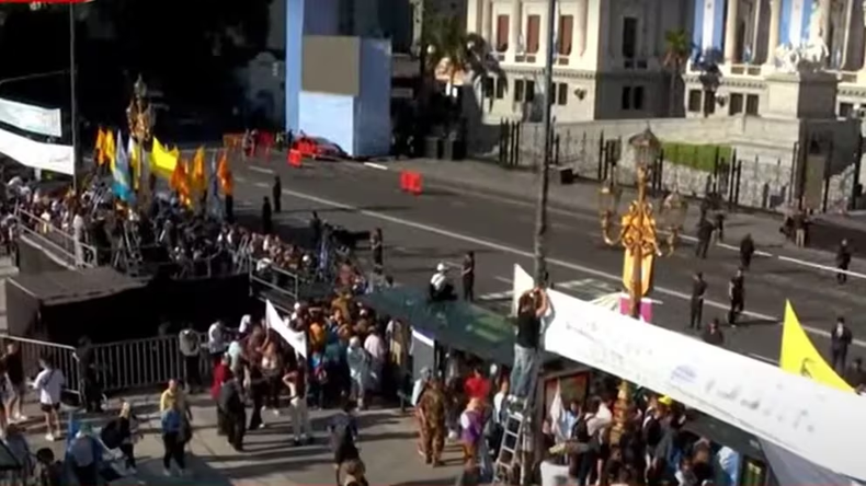 Llegaron las primeras figuras al Congreso para la asunción de Javier Milei: Llegaron las primeras figuras al Congreso para la asunción de Javier Milei: