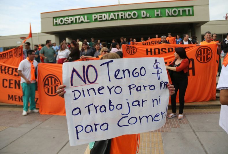 Estatales har&aacute;n huelga y paro de 48 hs el pr&oacute;ximo jueves y viernes.