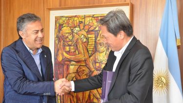 La China Gezhouba Group Company mira a Mendoza