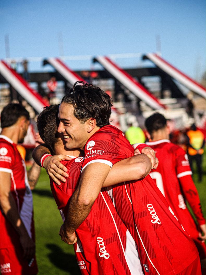 El Deportivo Maipú asume un difícil compromiso.