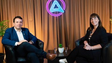 DGE: entre la mejora académica y la urgencia de que el docente enseñe y deje de ser padre.