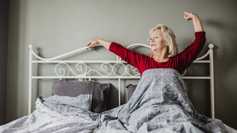 ¿Los adultos mayores duermen menos?: el insomnio en la tercera edad