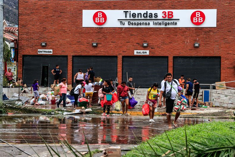 México Crecen Los Saqueos Tras El Paso Del Huracán Otis 3292