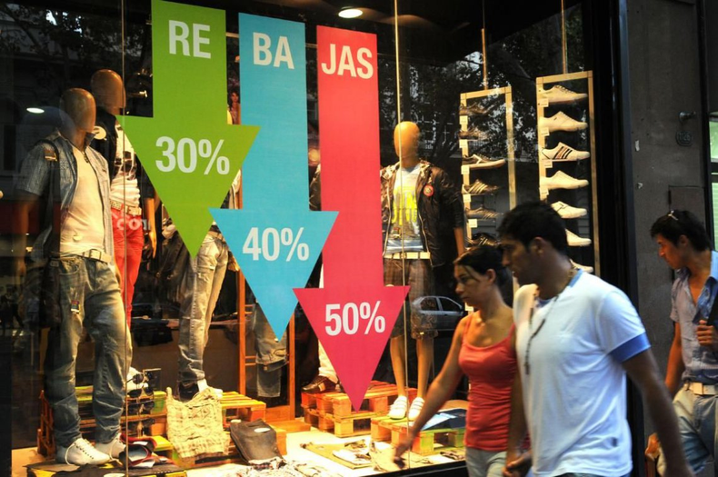 Ventas minoristas en retroceso: se enfría el consumo y crece la cautela en el comercio pyme.