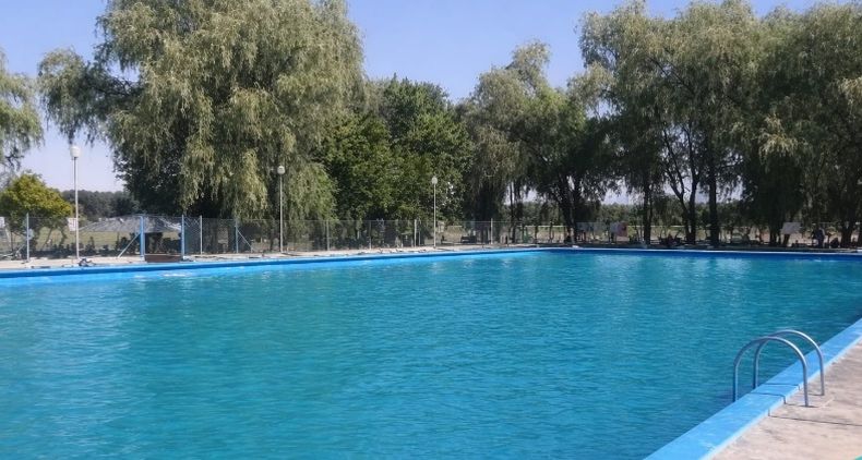 San Carlos, pileta municipal.