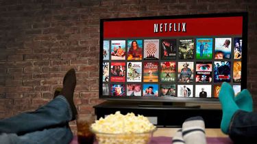 La película de detectives que es furor en Netflix