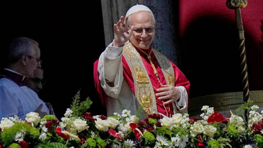 El Papa XIV llamó a la paz. El Papa XIV llamó a la paz.