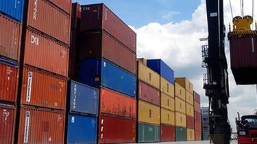 Exportaciones e importaciones récord: treparon a un máximo histórico en el primer trimestre