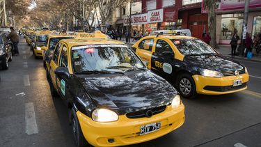 Se viene la audiencia pública para actualizar la tarifa de taxis.