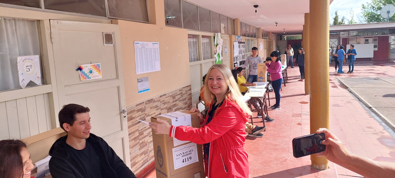 Hebe Casado, votó esta mañana en San Rafael. Hebe Casado, votó esta mañana en San Rafael.