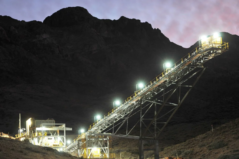 La planta de Casposo donde se procesara el oro de Hualilán en un hito para la minería sanjuanina La planta de Casposo donde se procesara el oro de Hualilán en un hito para la minería sanjuanina