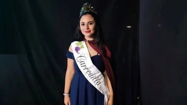 Una exreina de la Vendimia denuncia violencia institucional y destrato hacia su hija en Luján de Cuyo Una exreina de la Vendimia denuncia violencia institucional y destrato hacia su hija en Luján de Cuyo