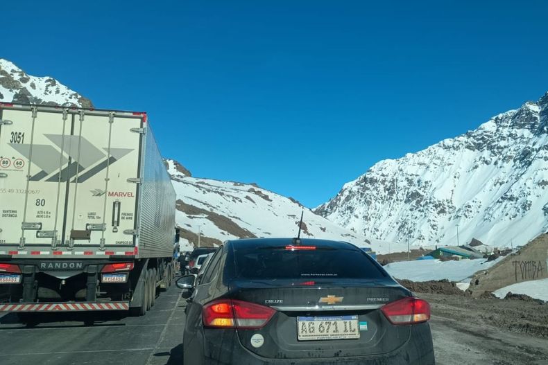 Importantes demoras para cruzar a Chile: de cuánto es y recomendaciones