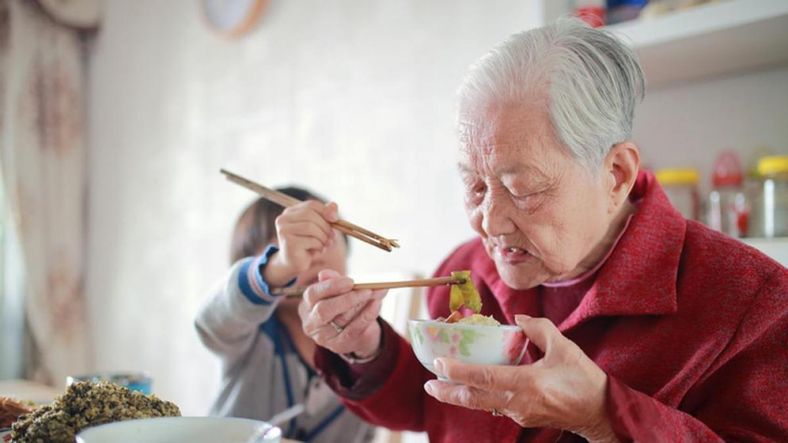 China no tiene cuidadores para sus 300 millones de ancianos.