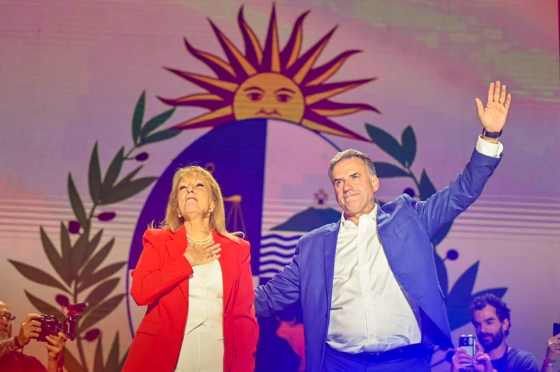 Yamandú Orsi: Voy a ser el presidente que convoque al diálogo nacional.